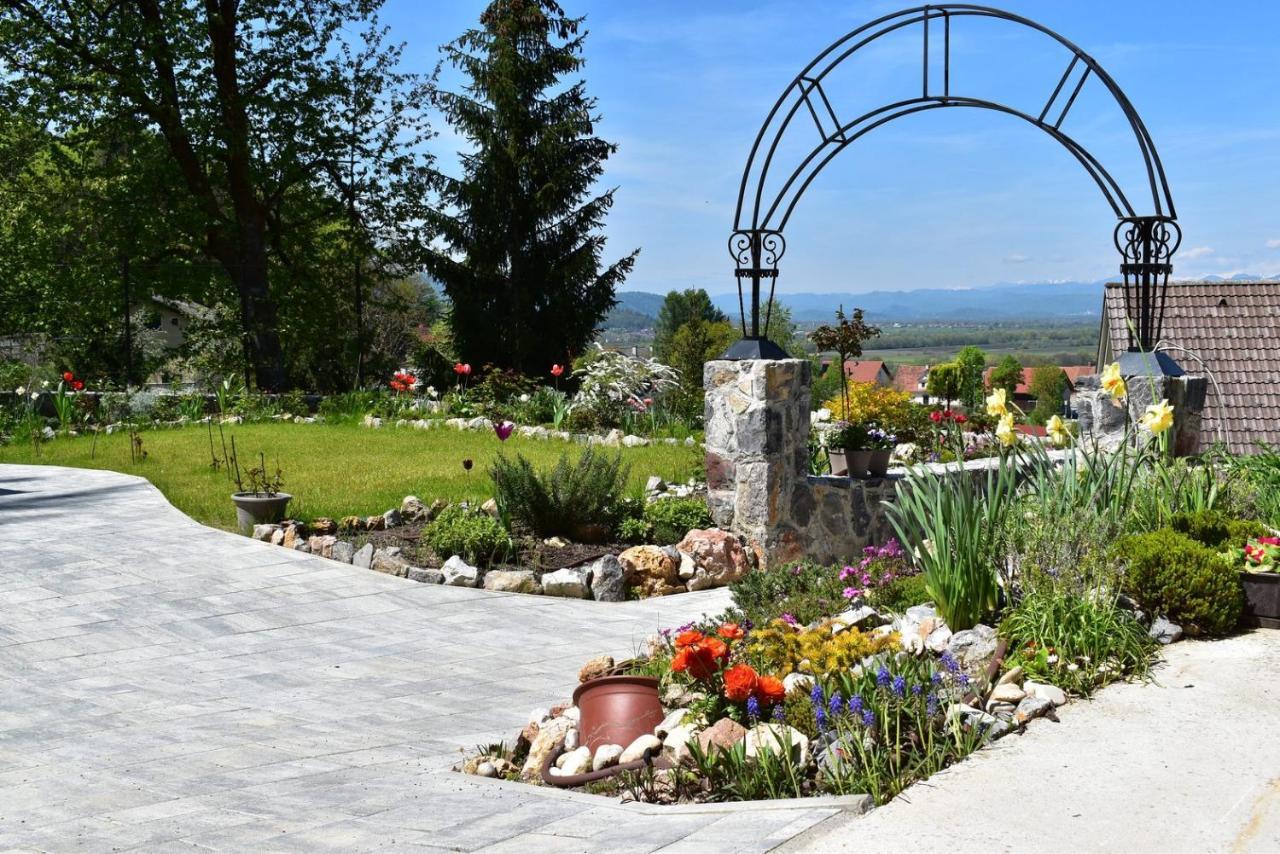 Apartmaji Lejardin Škofljica Zewnętrze zdjęcie